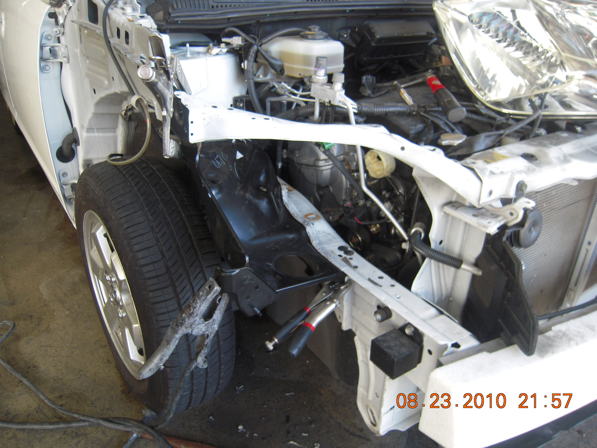 Auto Body Collision Repair Shop WEST COAST BODY AND PAINT Van Nuys