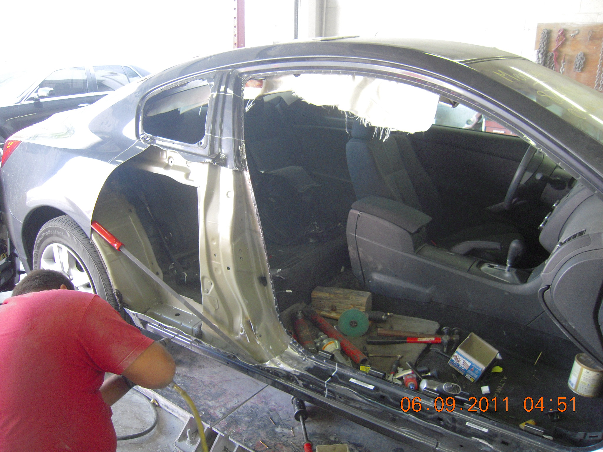 Metal Auto Body And Panel Repair WEST COAST BODY AND PAINT Auto